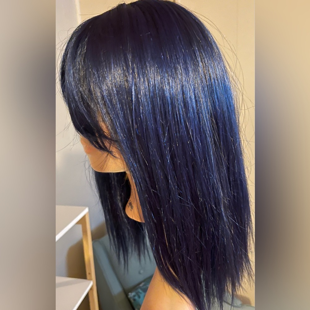 Blue Black Fusion Medium Length Wig - Picture 3 of 7